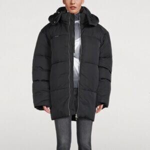 Pangaia - Flower-Warmth Recycled Nylon Puffer Jacket